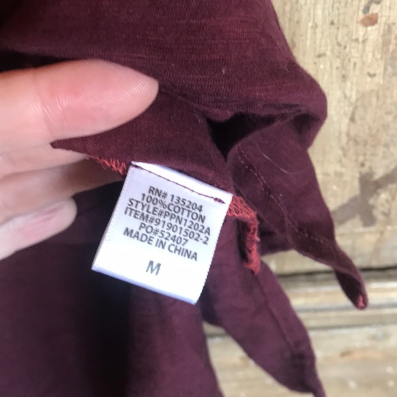 Athleta ombré button-down shirt by Pink Lotus - Picture 4 of 4